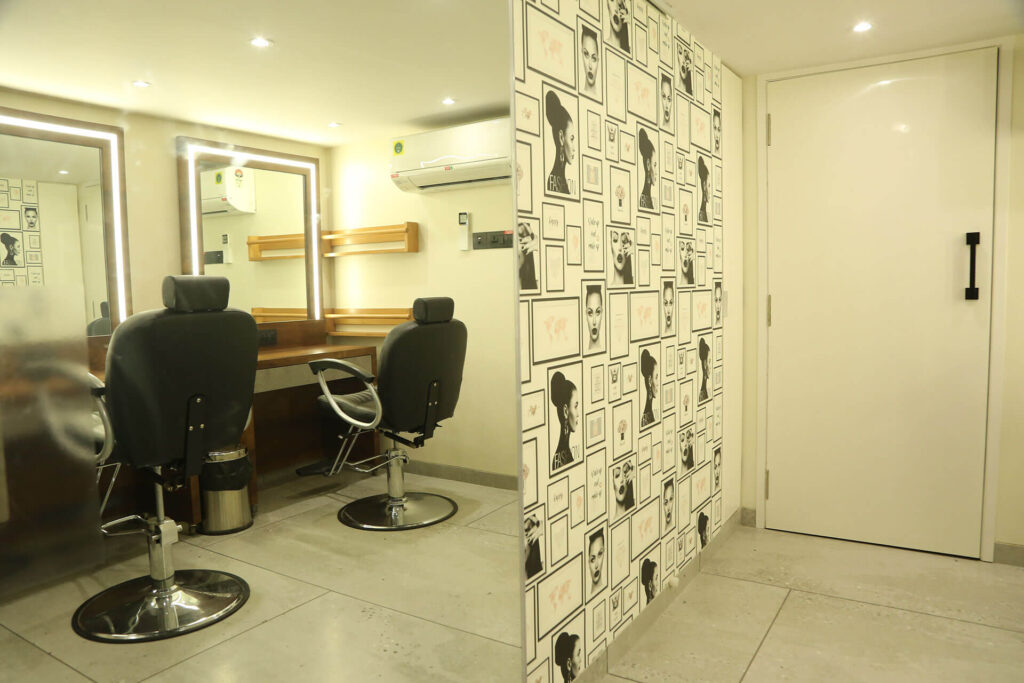 re-glam-makeover-room-03